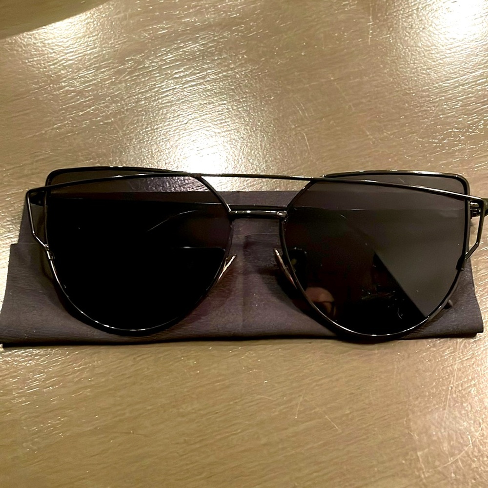 Fashion sunglasses